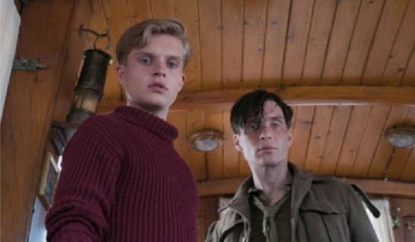 �������