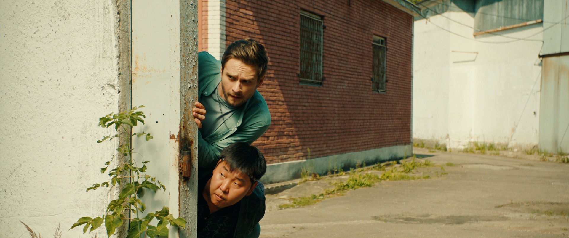 �������