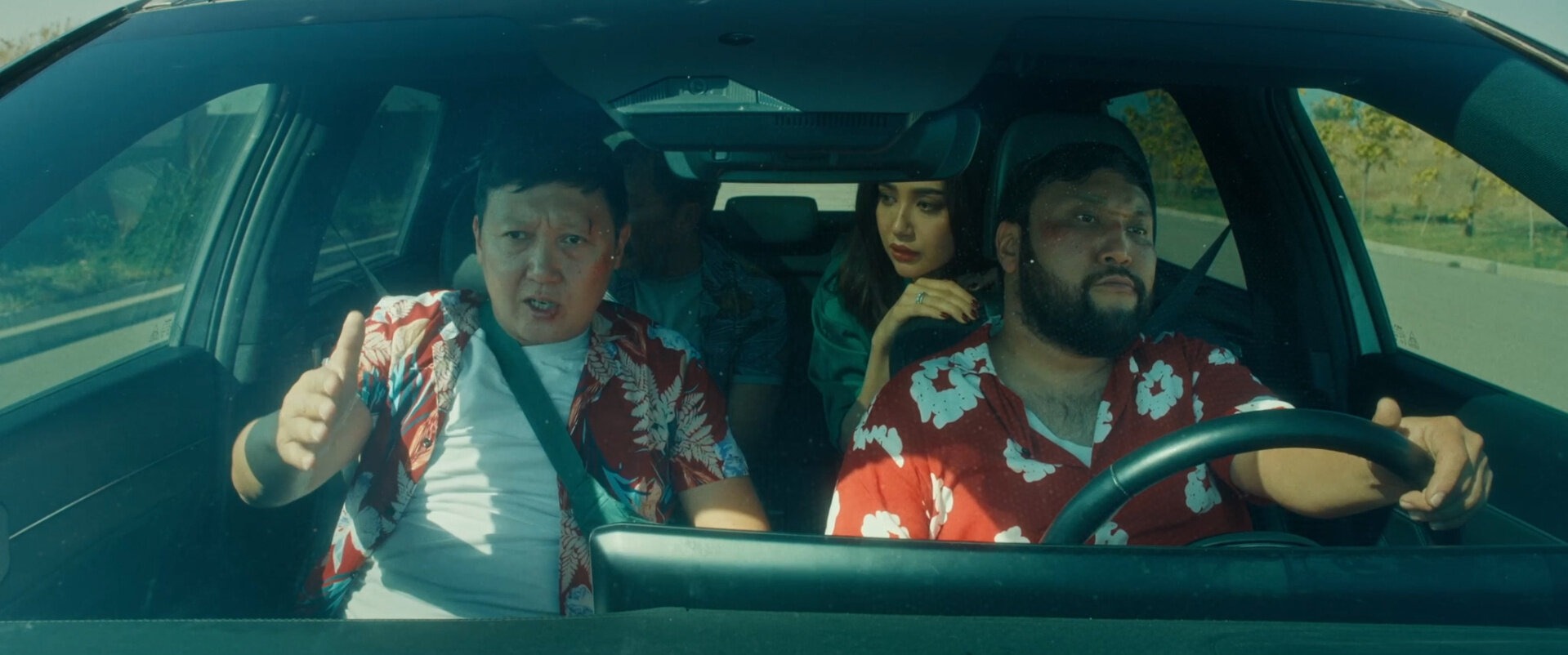 ���� � ����