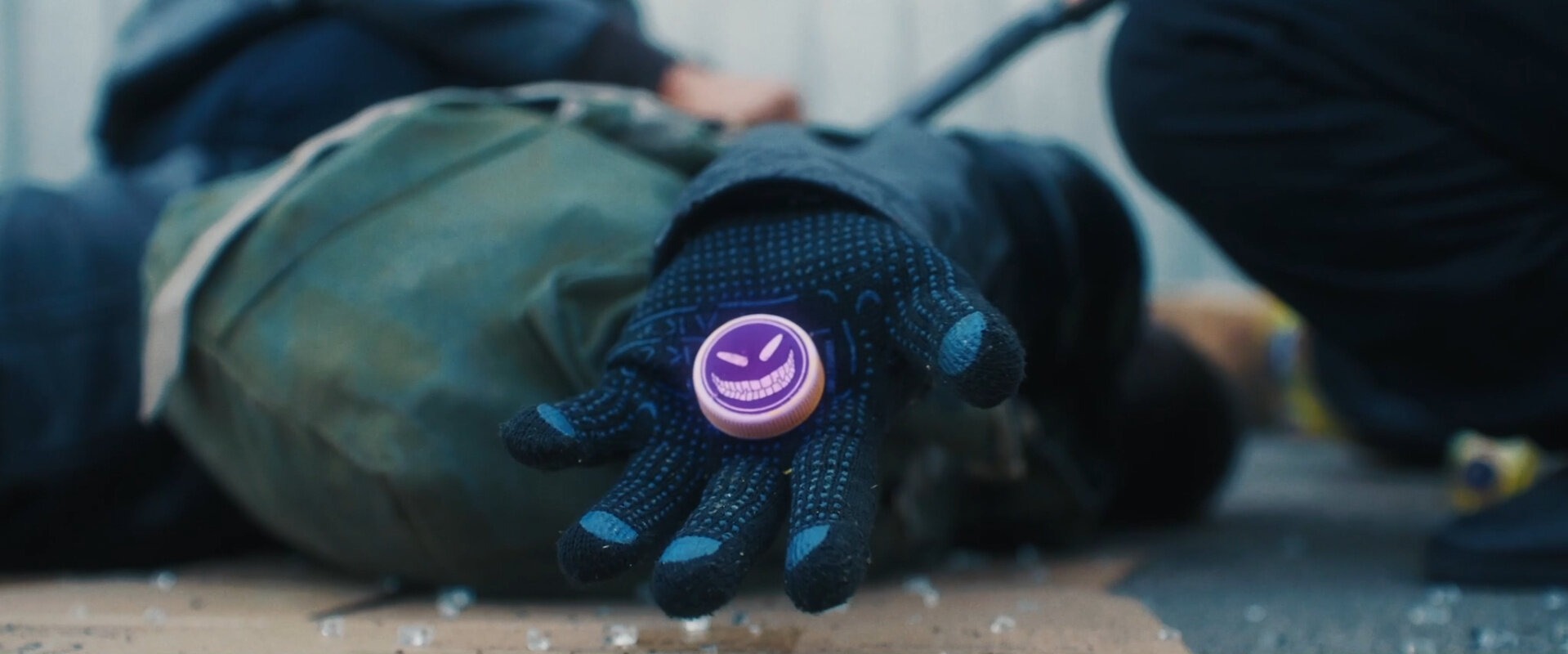 ���� � ����