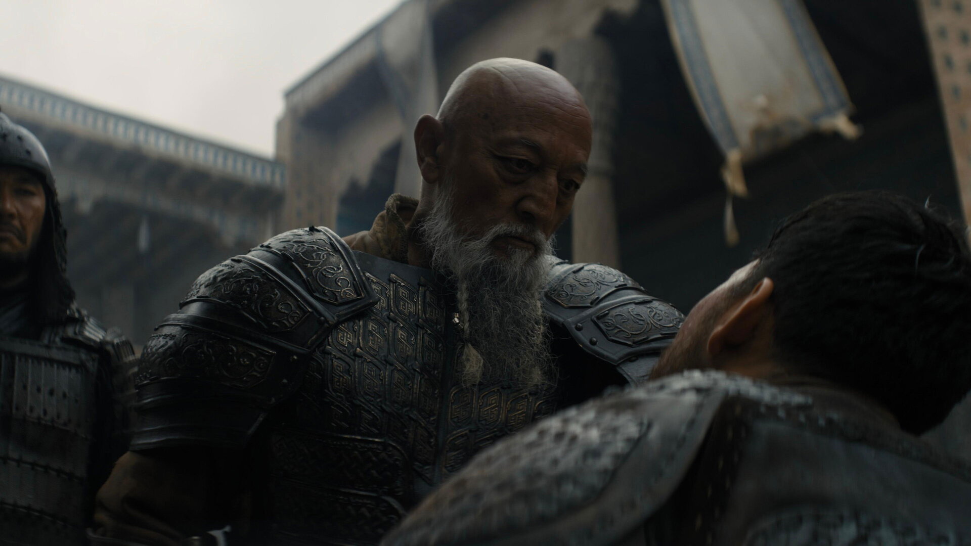 �������