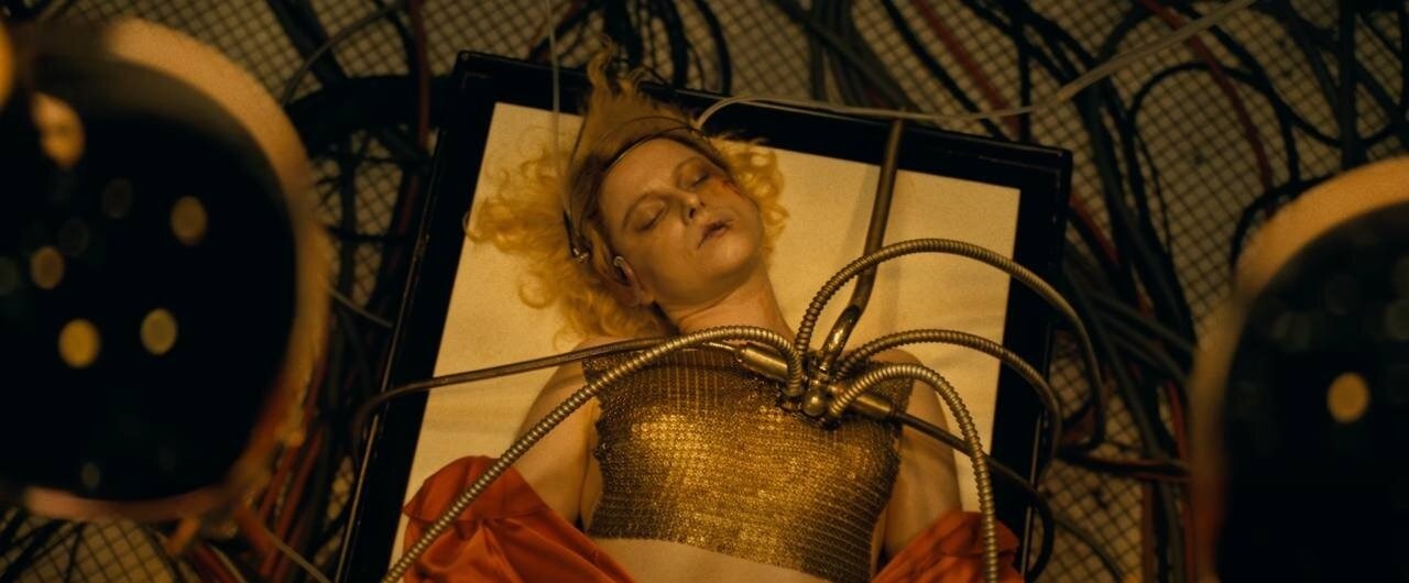 �������!