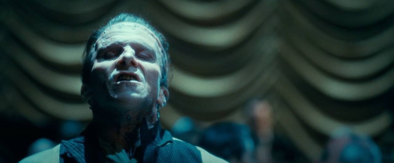 �������!