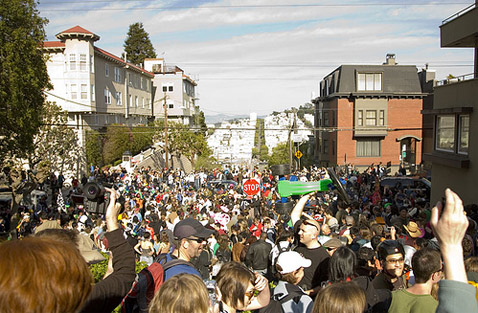 ,     BYOBW ( trulydoolally/flickr.com).