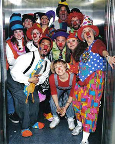 ����, �� ������ � ����� � ������������ ��������. ������ ��������� �� ��������� �� ����� ���������� ���������� (���� � ����� hospital-clowns.org).