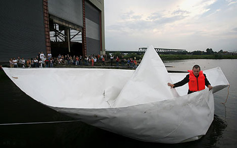 �� ��������� ������ ����� ������������� ������� ��������� � �������� 37 ��� � 1 ��. (���� Reuters).