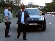 �������� Porsche Cayenne ���������� �� 5 �����