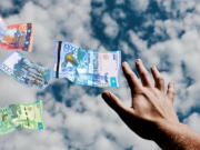 ���������� ���� � ������ 300 ����� ����� � ��������� �� �� �����