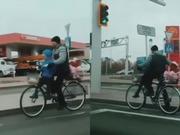 ������������, �������� �������� ������, ��������� �� ���� � ������