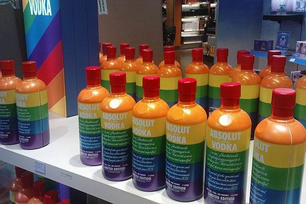 Absolut ������� 30-����� LGBT-��������